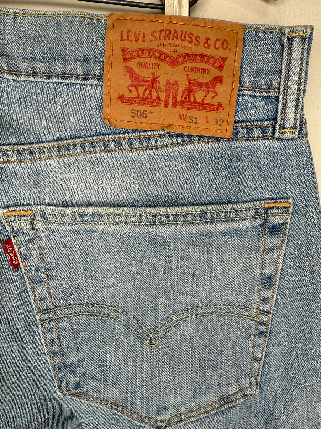 00s LEVI'S 505 LIGHT WASH (31x32)