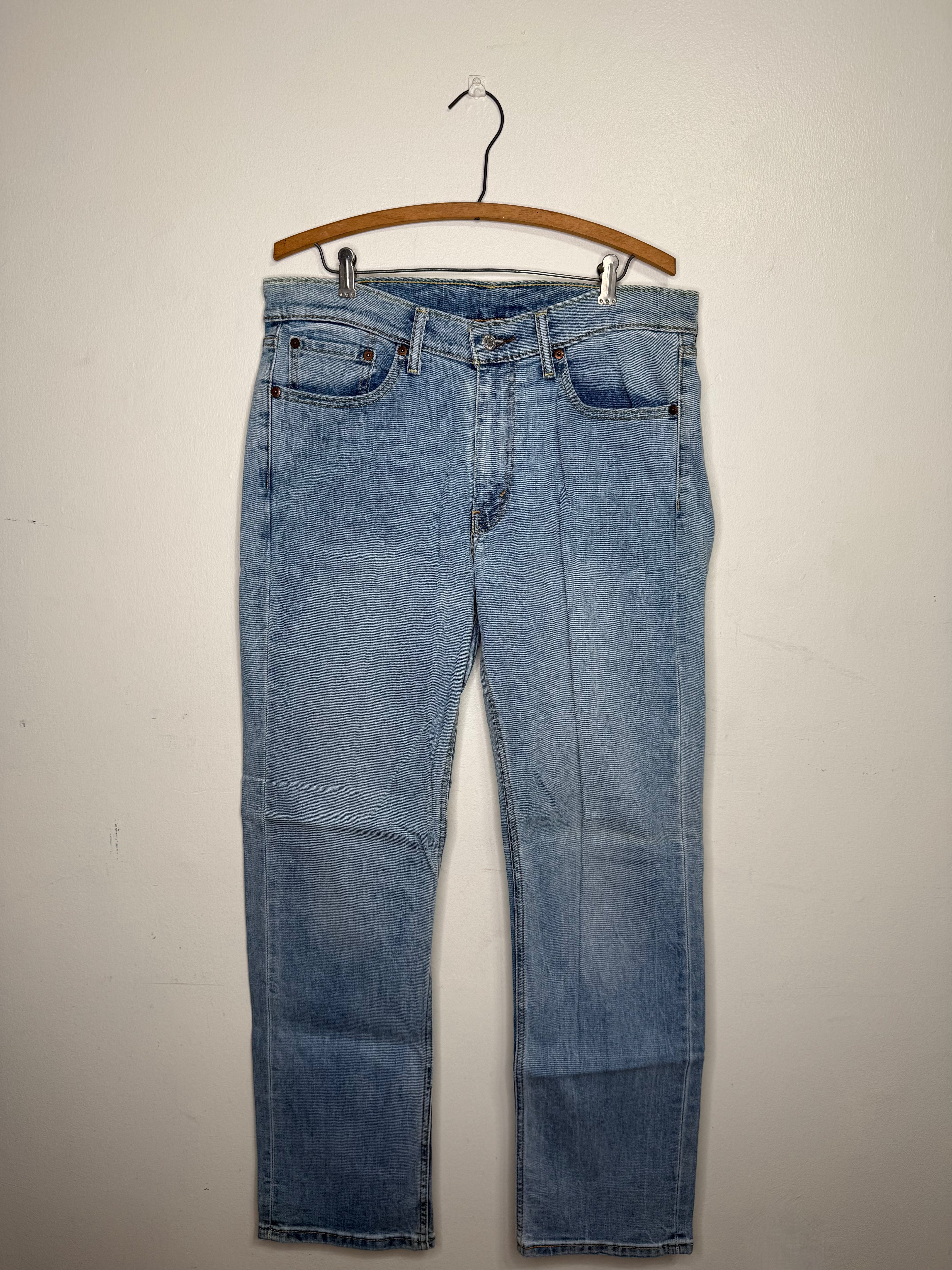 00s LEVI'S 514 LIGHT WASH (33x32)