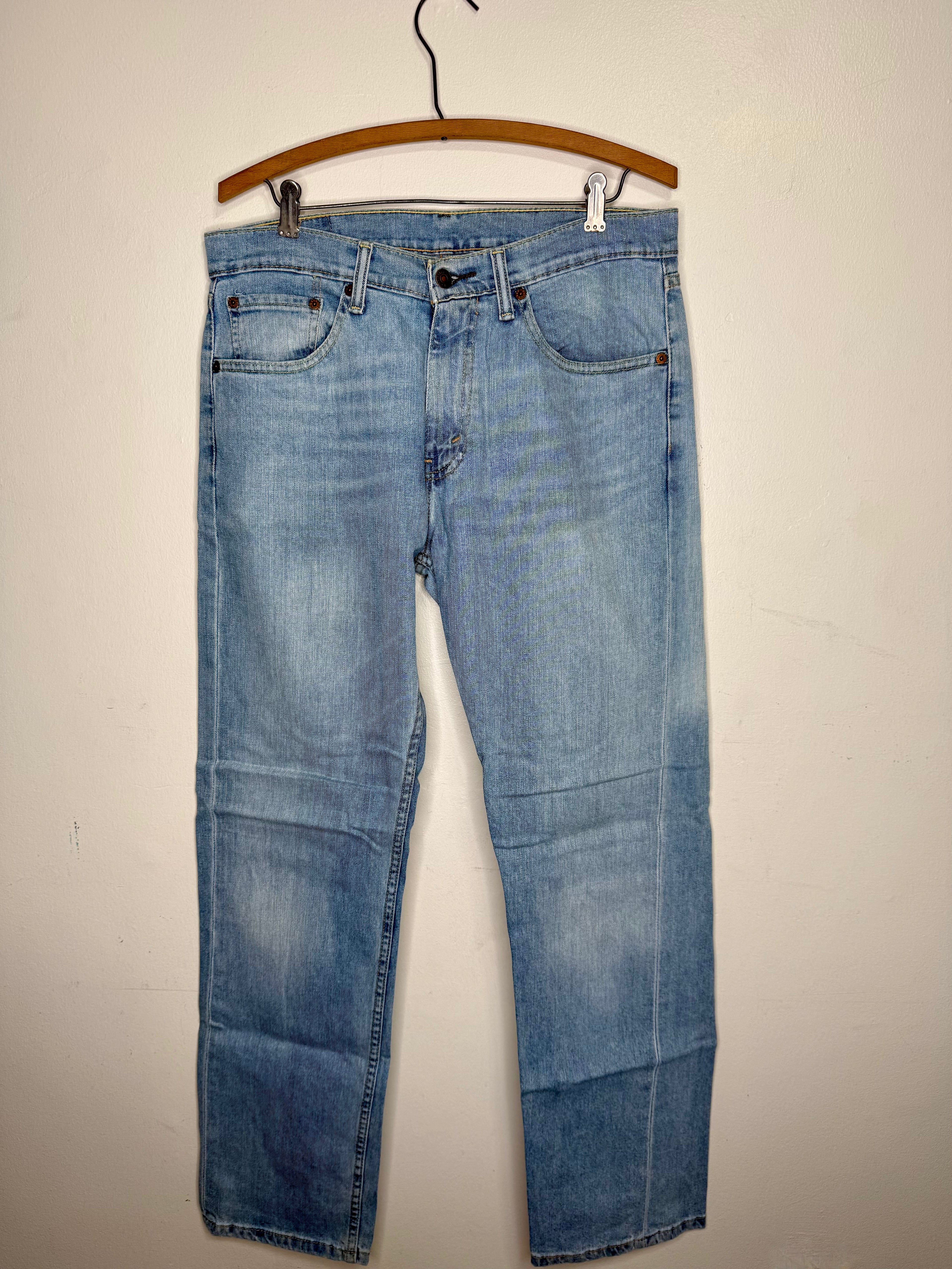 00s LEVI'S 505 LIGHT WASH (31x32)