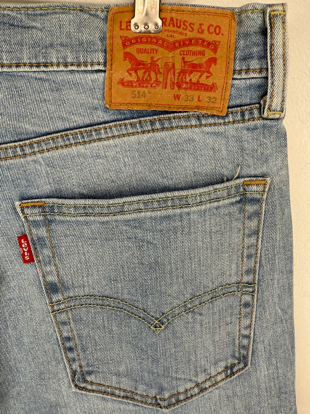 00s LEVI'S 514 LIGHT WASH (33x32)