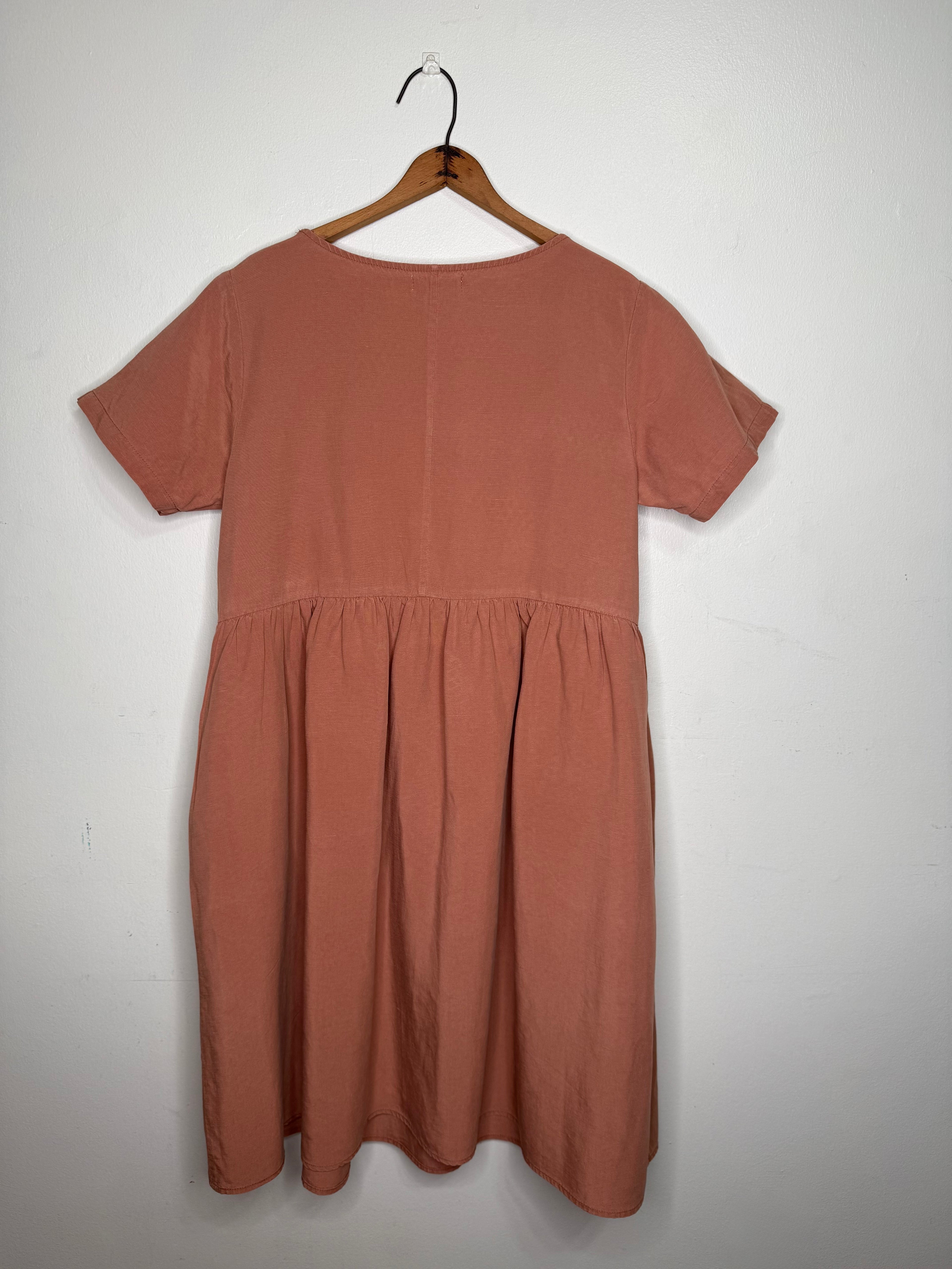LINEN DRESS